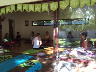yogazambiayogarays2016